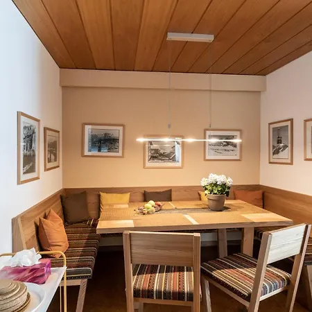 Edelweiss Ner A5 Apartment *